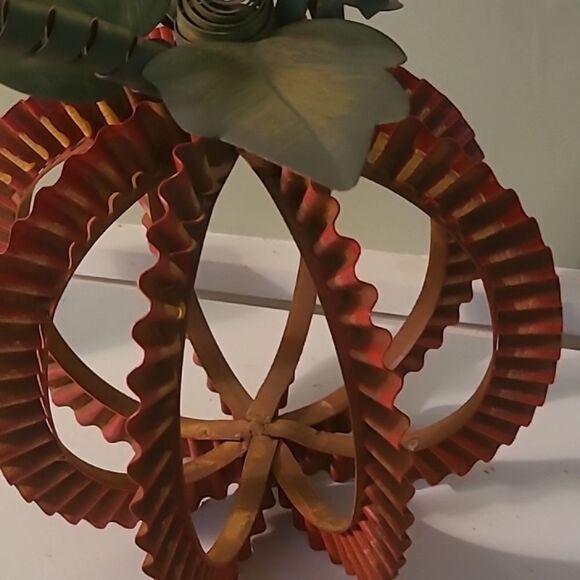 Metal Pumpkin Decoration - Picture 5 of 6